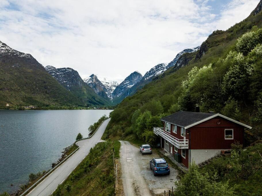 Lake View Apartment, Oldedalen Stryn Ngoại thất bức ảnh